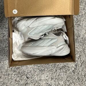 Adidas Ozelia Kids' Sneakers - Gray and White
